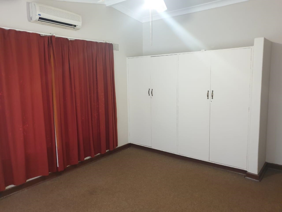 To Let 4 Bedroom Property for Rent in Kuruman Northern Cape
